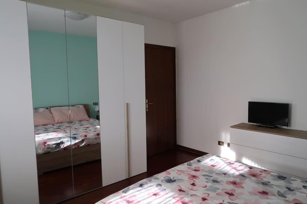 Casa Rene: Appartamento In Franciacorta Кастеньато Экстерьер фото