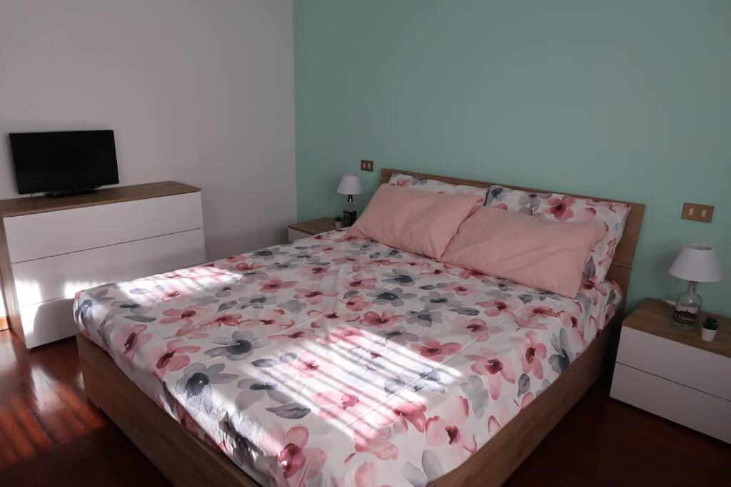 Casa Rene: Appartamento In Franciacorta Кастеньато Экстерьер фото